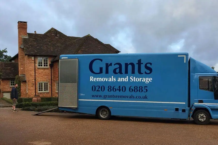 grants removals van outside country house